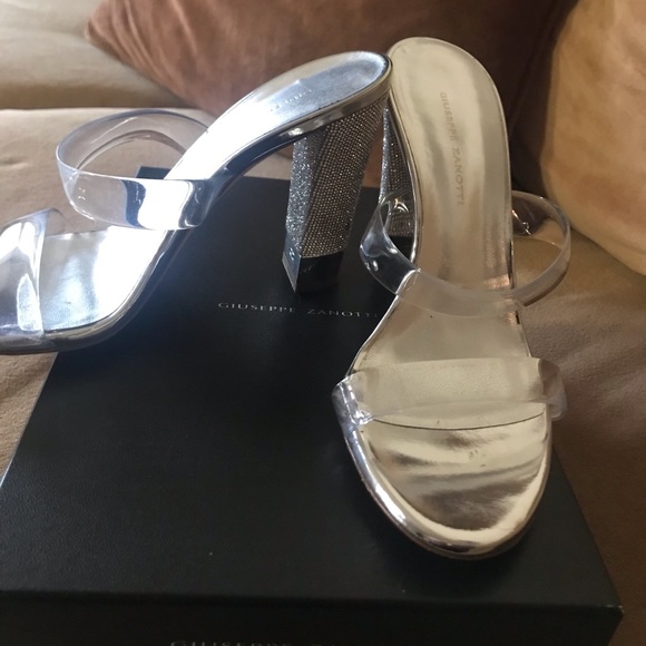 Giuseppe Zanotti Transparent slides - Picture 9 of 12